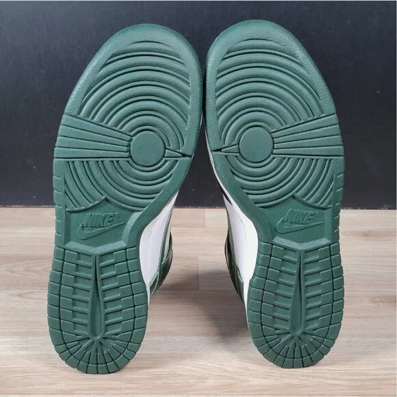 Nike Dunk High Shoes Mens Size 8.5 Spartan Green White Michigan State CZ8149-100 - Picture 5 of 8
